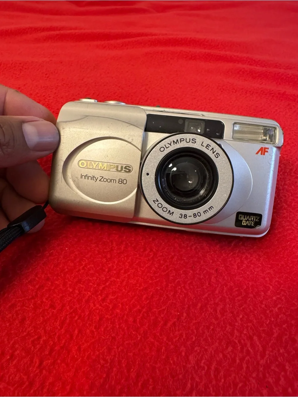 Olympus Infinity Zoom 80 35mm Film Camera 38-80mm AF Quartz Date Tested
